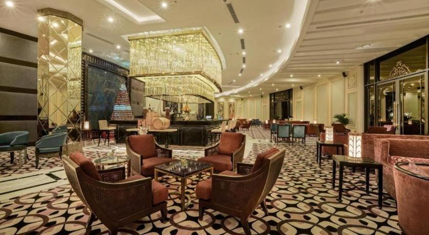Vinpearl Discovery Rockside Nha Trang Esterno foto