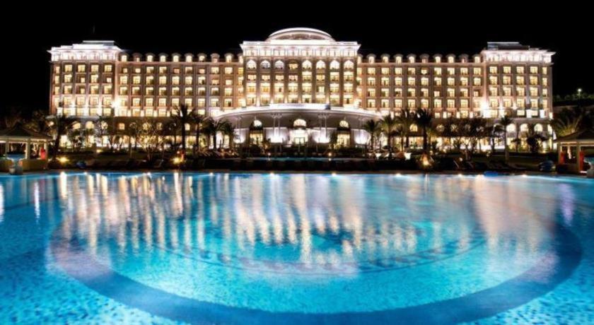 Vinpearl Discovery Rockside Nha Trang Esterno foto